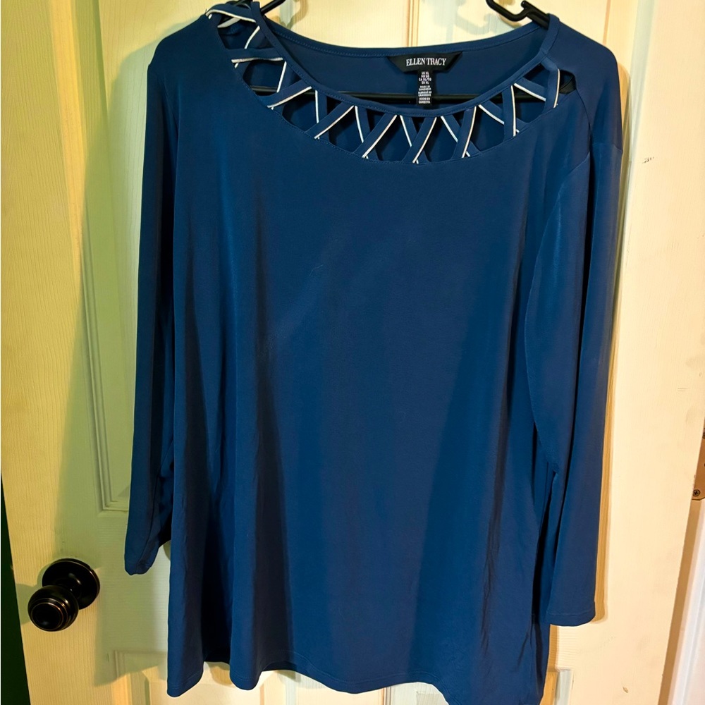 Woman’s top